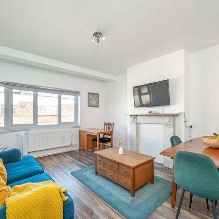 Great Spacious 2 Bedroom Flat Хендон Экстерьер фото