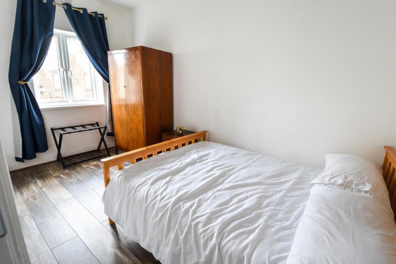 Great Spacious 2 Bedroom Flat Хендон Экстерьер фото